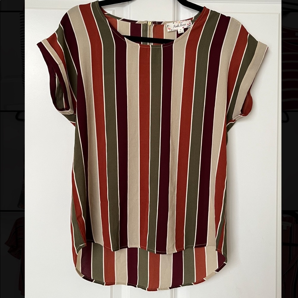 Short sleeved blouse